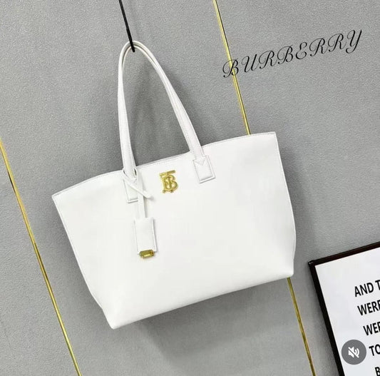 Burberry First Copy Tote Bag Premium 12A Quality
