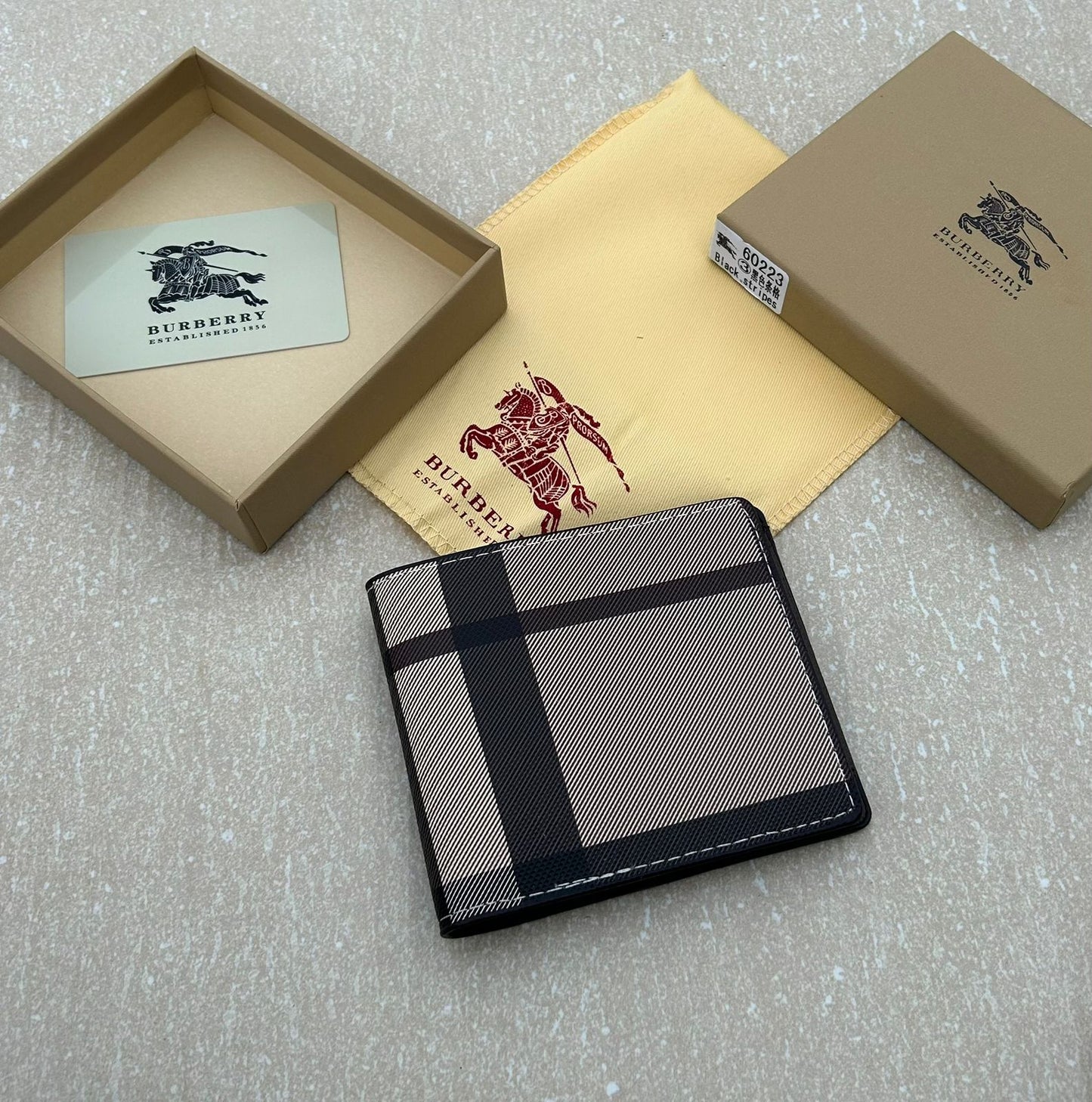 BURBERRY-6225