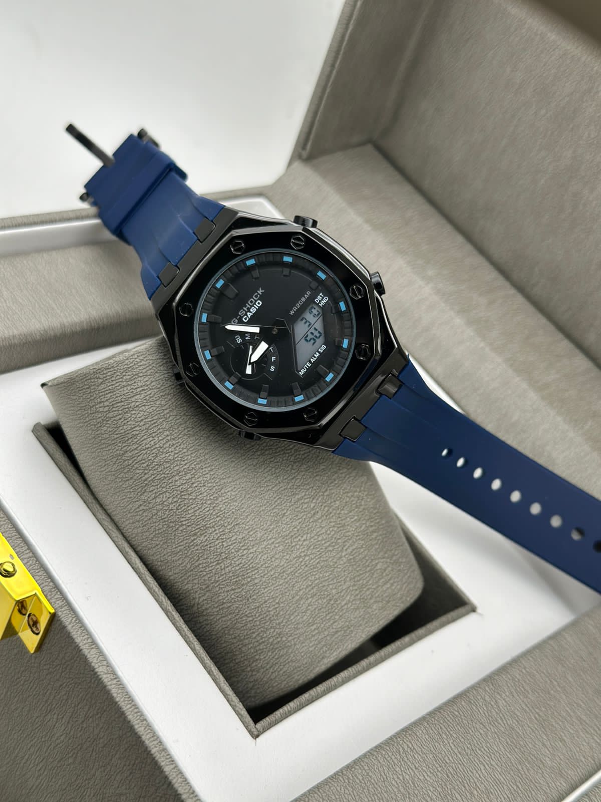 G shock-6233