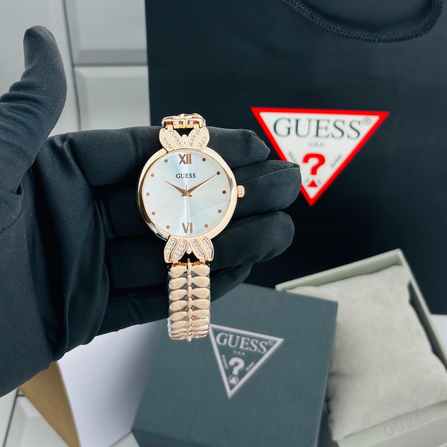 Guess-6248