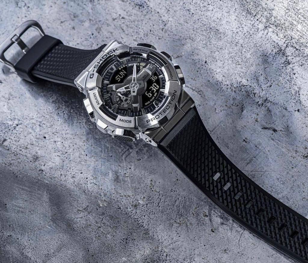 G shock - 6728
