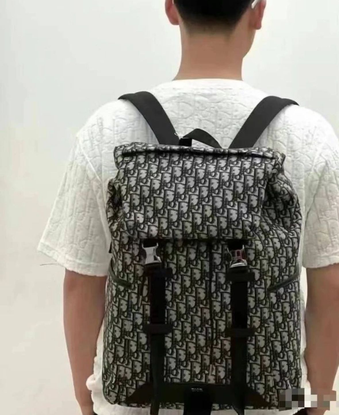 CHRISTIAN DIOR-6123