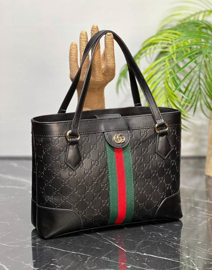 12A quality Gucci replica tote with pouch